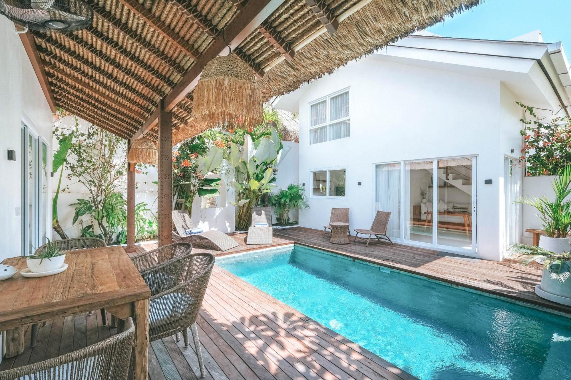Sun & Moon Villa Canggu  Exterior photo